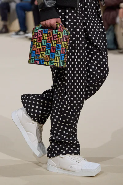 Look 54